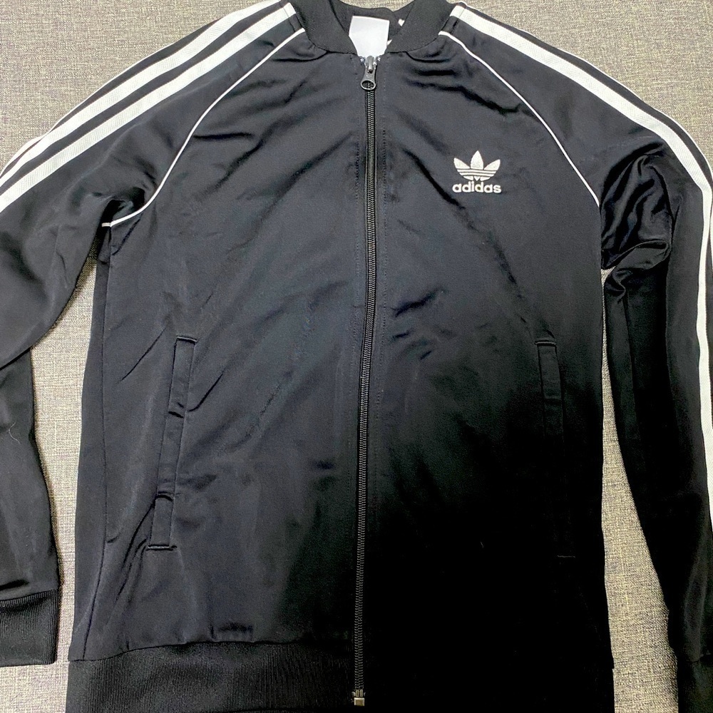 Mint condition Adidas zip vest size youth 11-12 A